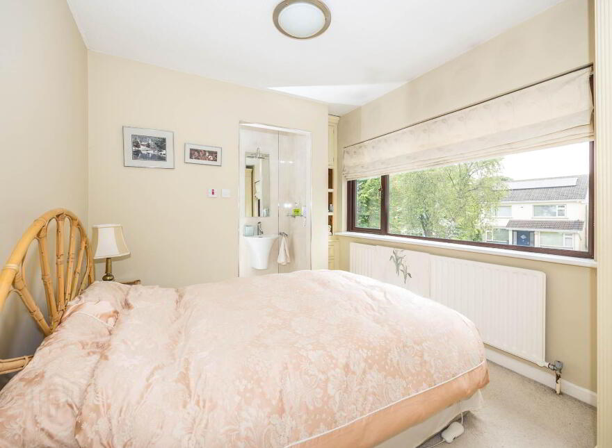 3 Roselawn View, Castleknock, Dublin, D15C43W