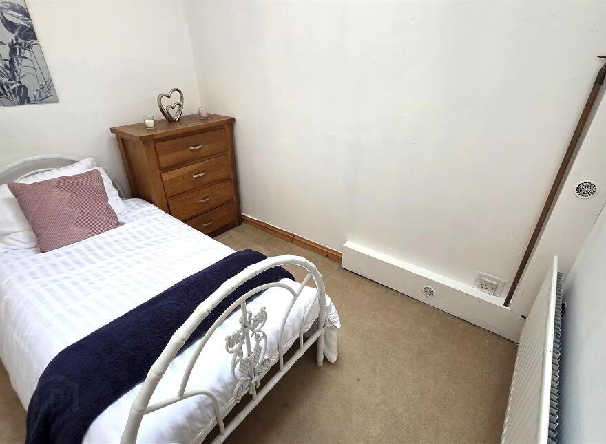 14 Riverside, Antrim, BT41 4BH