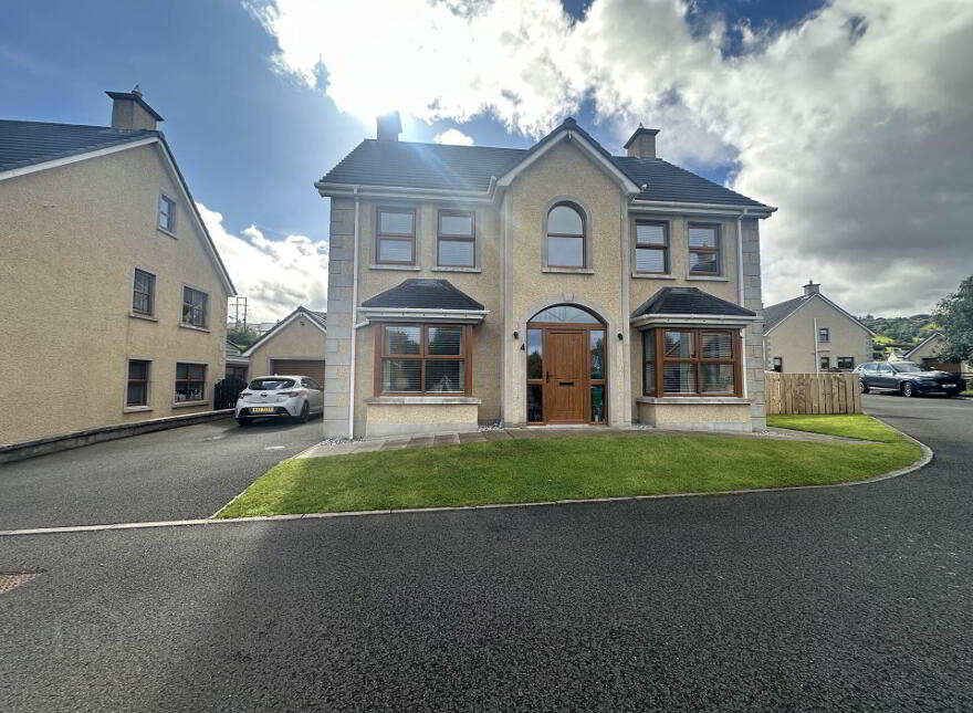 4 Harphall Manor, Carnlough, Ballymena, BT44 9JD photo