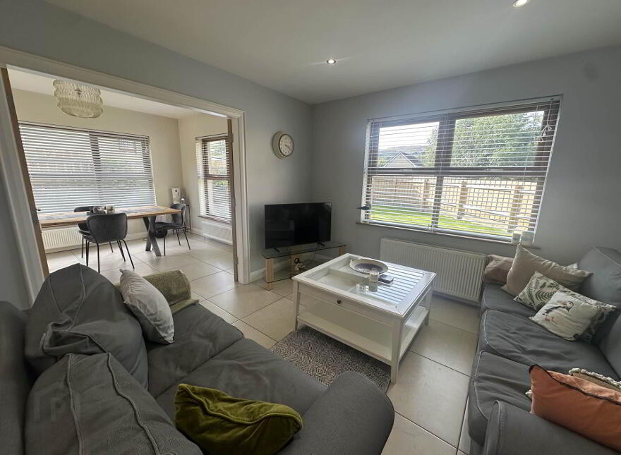 4 Harphall Manor, Carnlough, Ballymena, BT44 9JD