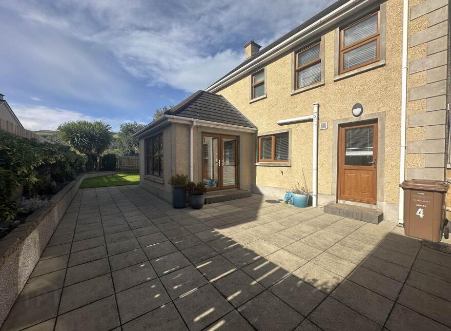 4 Harphall Manor, Carnlough, Ballymena, BT44 9JD