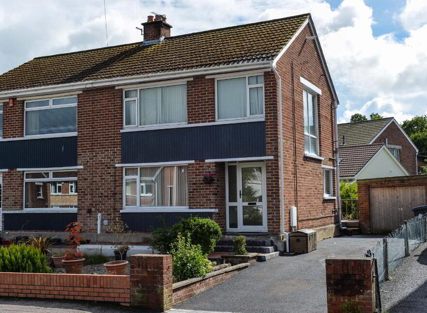 40 Greystown Avenue, Upper Malone Road, Belfast, BT9 6UJ