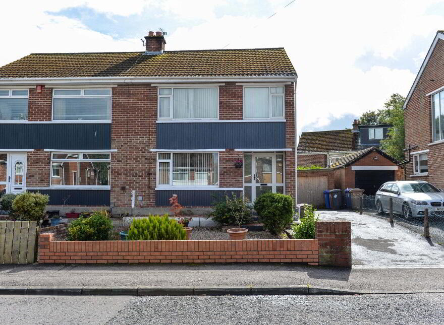40 Greystown Avenue, Upper Malone Road, Belfast, BT9 6UJ