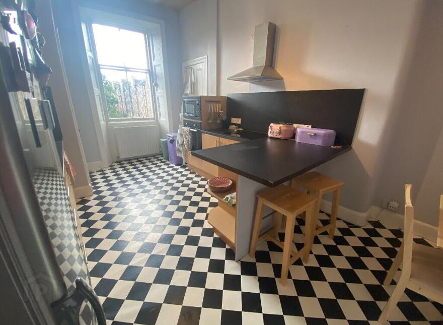 88 Warrender Park Road, Marchmont, Edinburgh, EH9 1ET