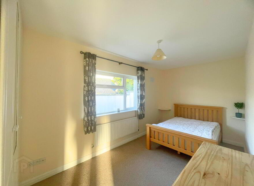 5 Convent Gardens, Elphin, Castlerea, F45RF99