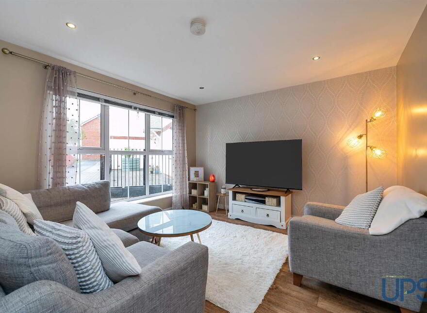 8 Lagmore View Manor, Belfast, BT17 0YL