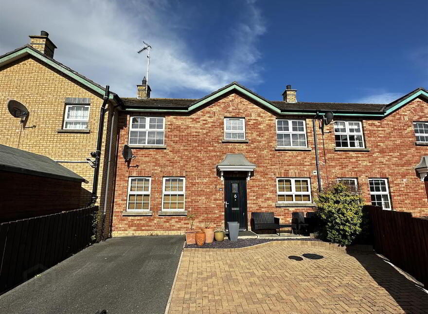 36 Castleglen Park, Dundrum, Newcastle, BT33 0WL photo