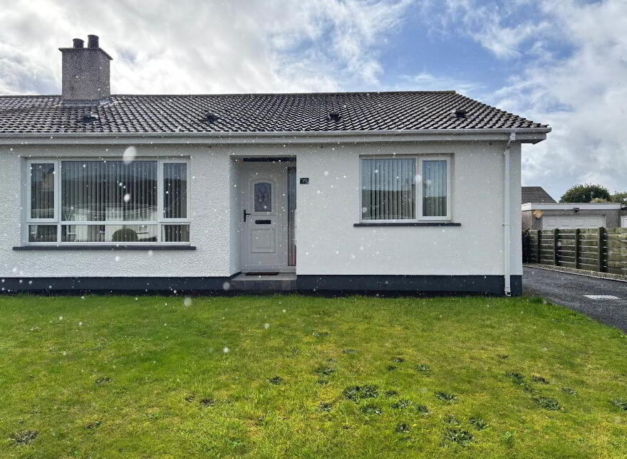 19 Hazel Park, Portrush, BT56 8PP photo