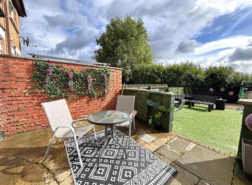 4 Duffield Park, Belfast, BT13 3QN photo