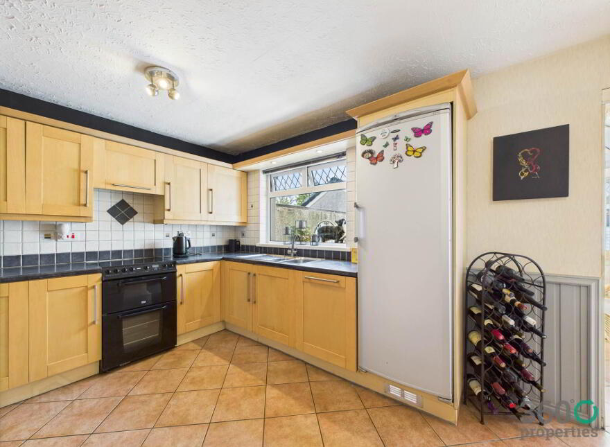 4 Fenaghy Park, Galgorm, Ballymena, BT42 1JT