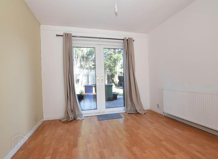 17 Ashbury Grove, Bangor, BT19 6TW