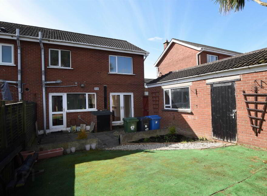 17 Ashbury Grove, Bangor, BT19 6TW