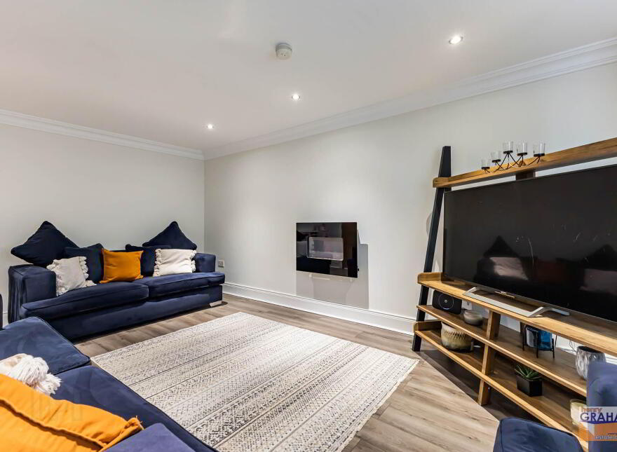 2 Holstein Close, Lisburn, BT28 2GP
