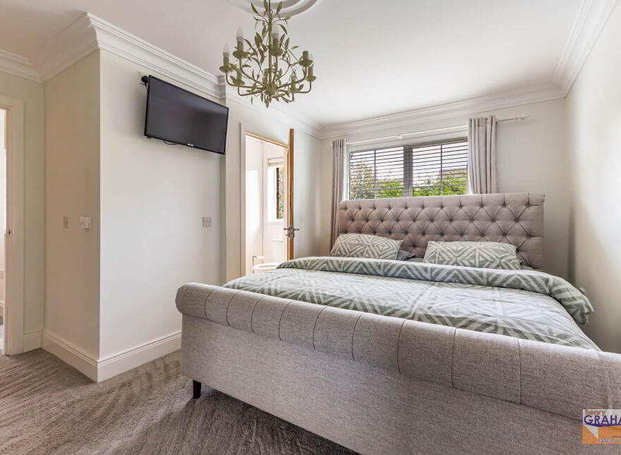 2 Holstein Close, Lisburn, BT28 2GP