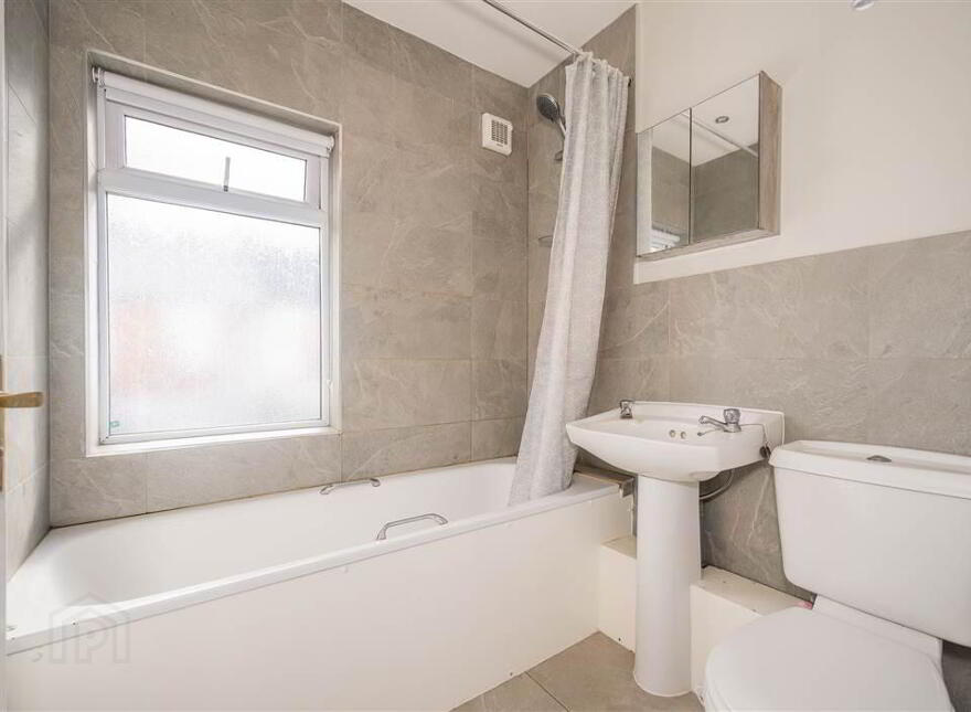 114 Ebor Street, Belfast, BT12 6NQ