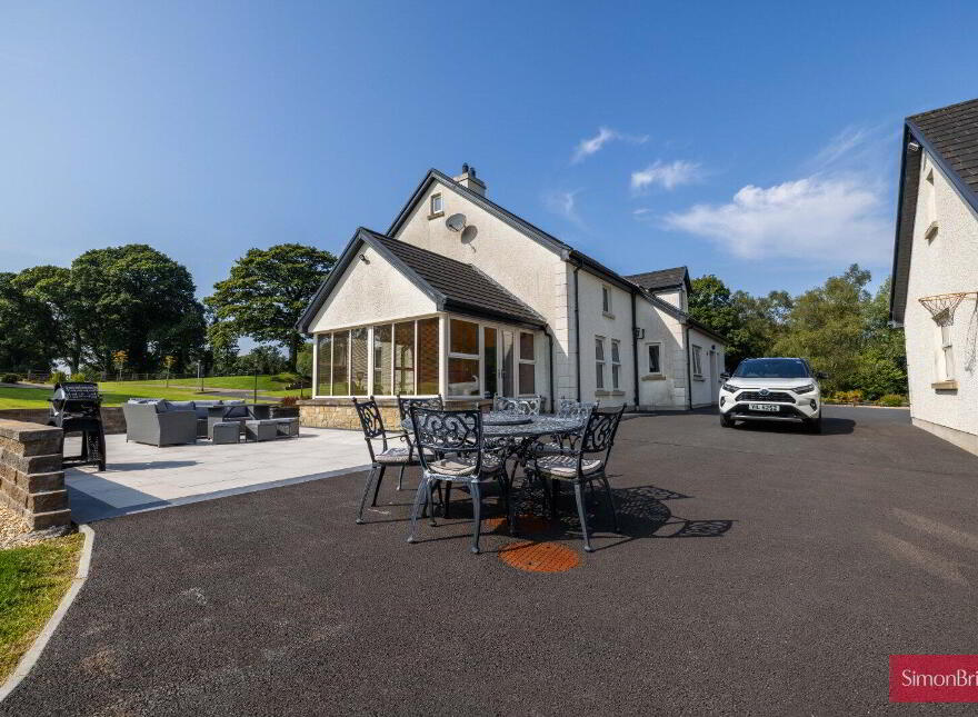 176 Enniskillen Road, Ballinamallard, Enniskillen, BT94 2DN