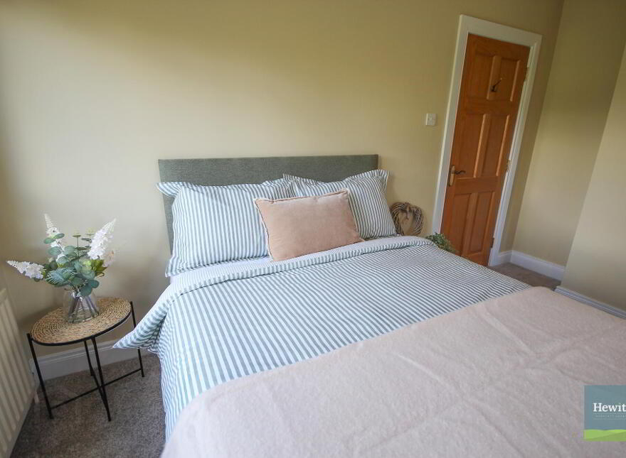 Oakvale, 12 Church Road, Newry, BT35 6NX