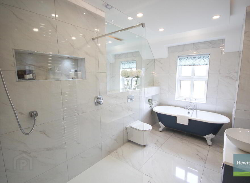 Oakvale, 12 Church Road, Newry, BT35 6NX