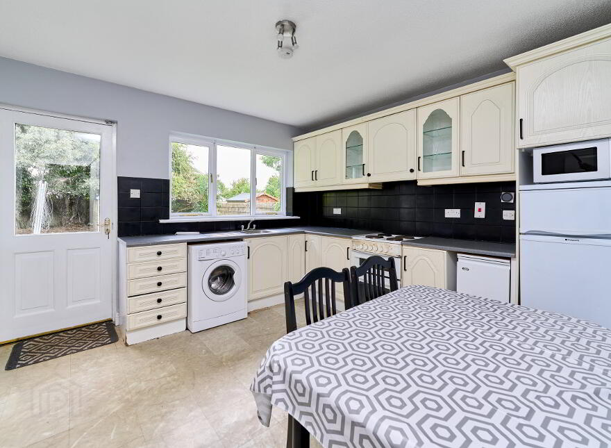 27 Beechcroft, Summerhill, A83WD91