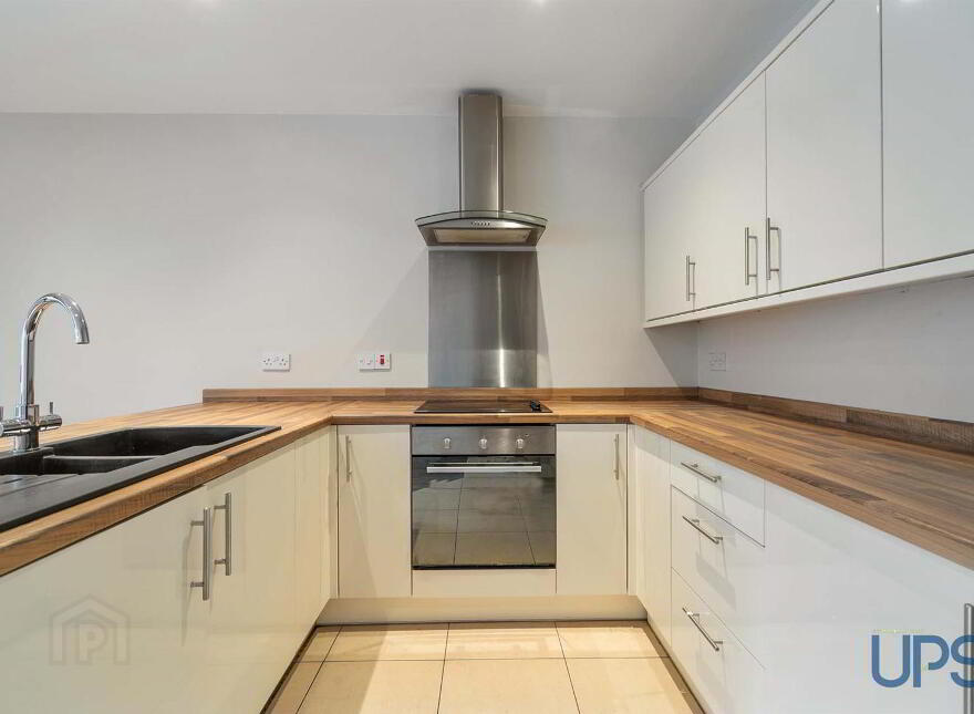 Apt 6, Trench Park, Finaghy Road North, Belfast, BT11 9FG