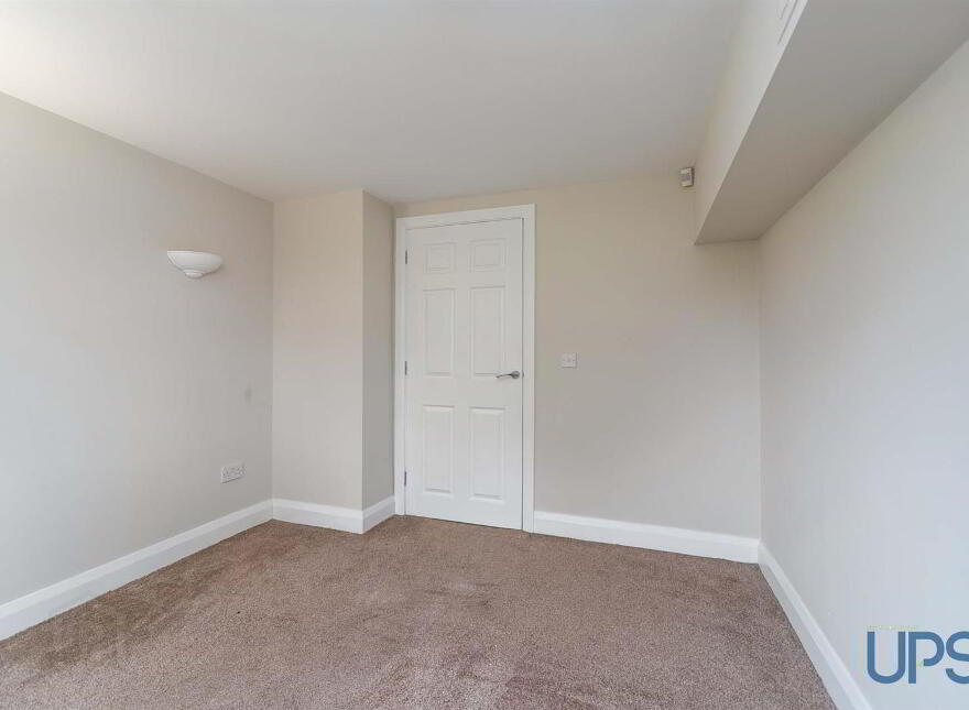 Apt 6, Trench Park, Finaghy Road North, Belfast, BT11 9FG
