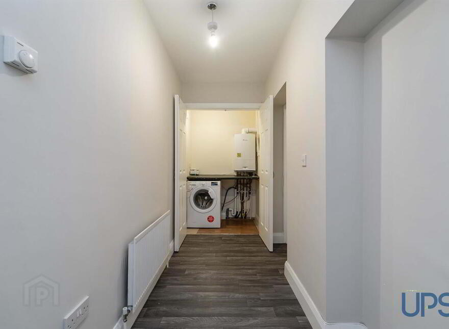 Apt 6, Trench Park, Finaghy Road North, Belfast, BT11 9FG
