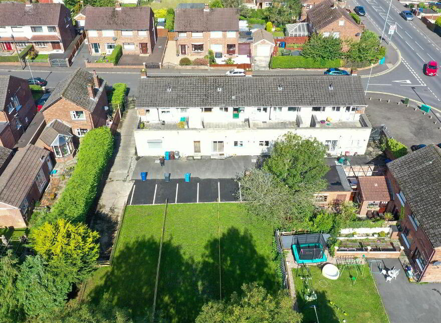 Apt 6, Trench Park, Finaghy Road North, Belfast, BT11 9FG