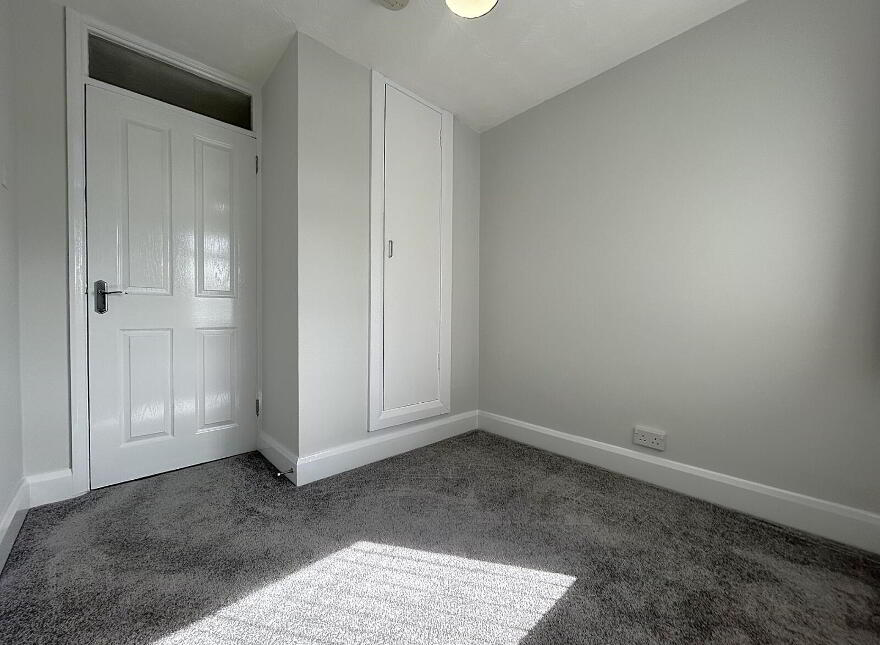 4 Greenpark Gardens, Antrim, BT41 4ER