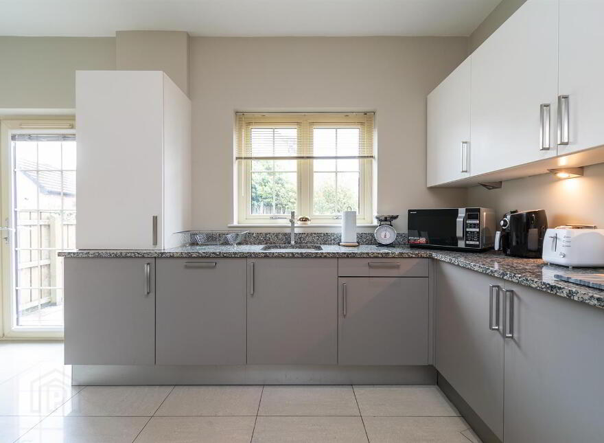 6 Bracken Hill Avenue, Ballymaconaghy Road, Belfast, BT8 6ZS