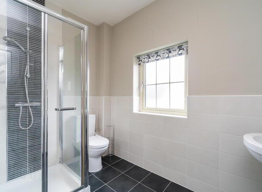 6 Bracken Hill Avenue, Ballymaconaghy Road, Belfast, BT8 6ZS