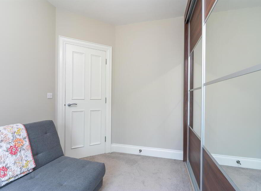 6 Bracken Hill Avenue, Ballymaconaghy Road, Belfast, BT8 6ZS
