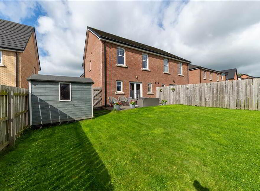 50 Sir Richard Wallace Manor, Lisburn, BT28 3YW