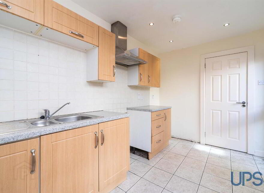 201 Springfield Road, Belfast, BT12 7DB