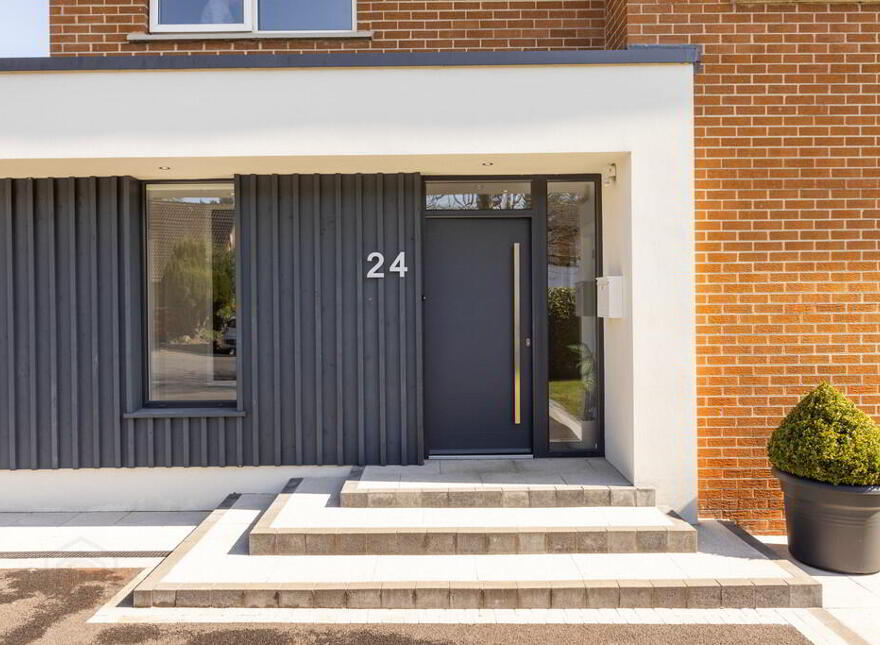 24 Piney Lane, Belfast, BT9 5QS