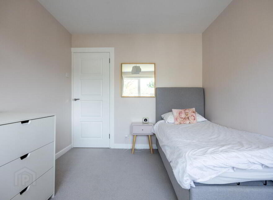 24 Piney Lane, Belfast, BT9 5QS