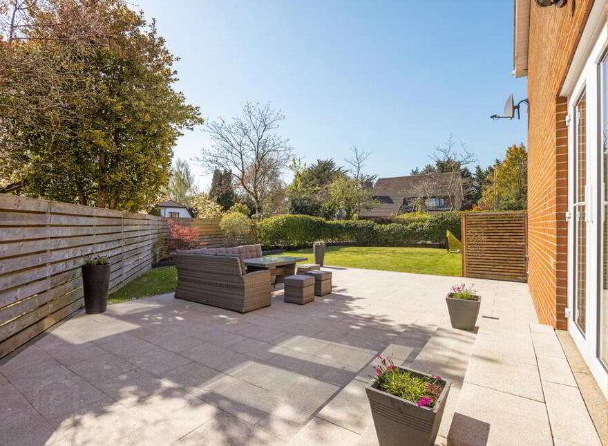 24 Piney Lane, Belfast, BT9 5QS