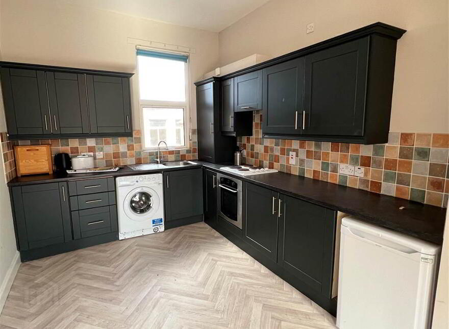 Flat 2, 77 Wellesley Avenue, Belfast, BT9 6DG