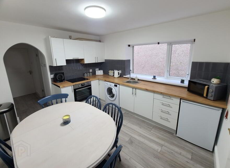 Unit A, 33 Sea Road, Castlerock, BT51 4TN