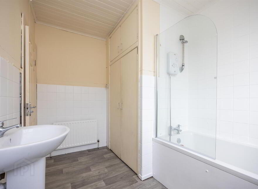 23 Lawnview Street, Belfast, BT13 3BZ