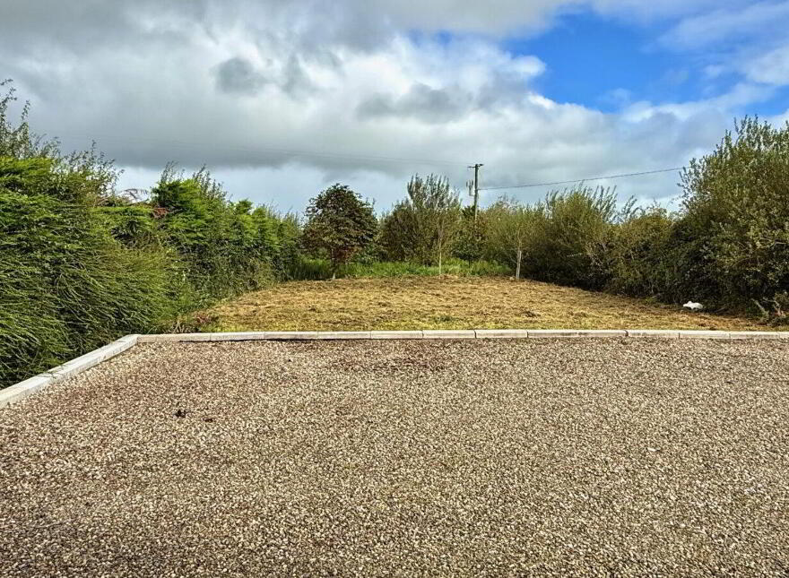 Gardenfield, Newcastle West, V42T665