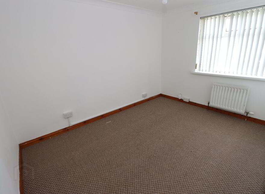 10 Kenmore Park, Dundonald, Belfast, BT16 2NF