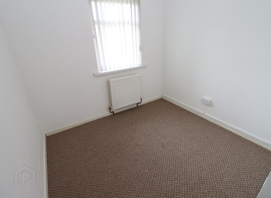 10 Kenmore Park, Dundonald, Belfast, BT16 2NF