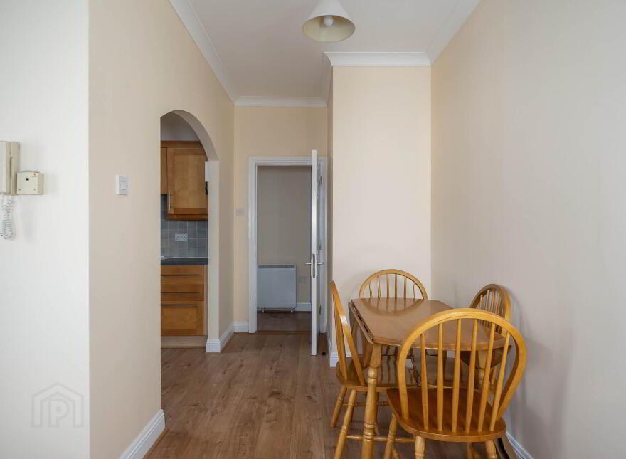 43 Irishtown Central, Golden Island, Athlone, N37DN30