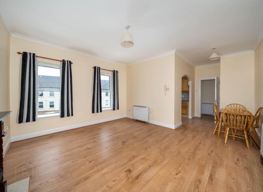 43 Irishtown Central, Golden Island, Athlone, N37DN30
