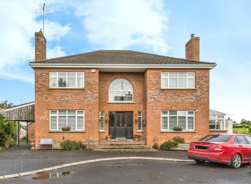 11 Grange Park, Magherafelt, BT45 5RT