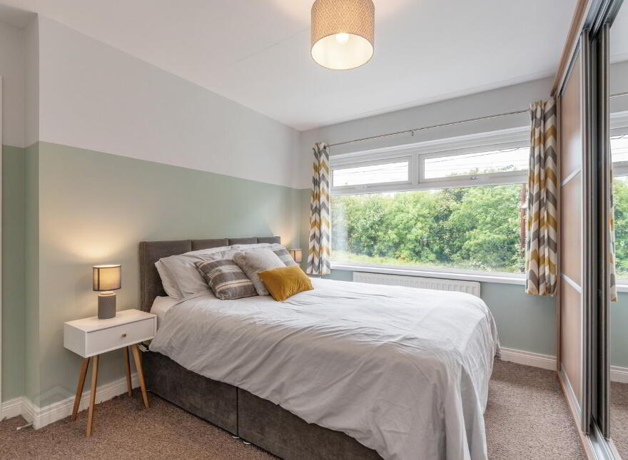 26 Castlemore Park, Belfast, BT6 9RP