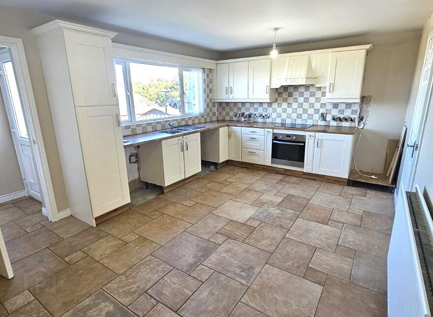 Nicholas Park, Greysteel, L'Derry, BT47 3DS