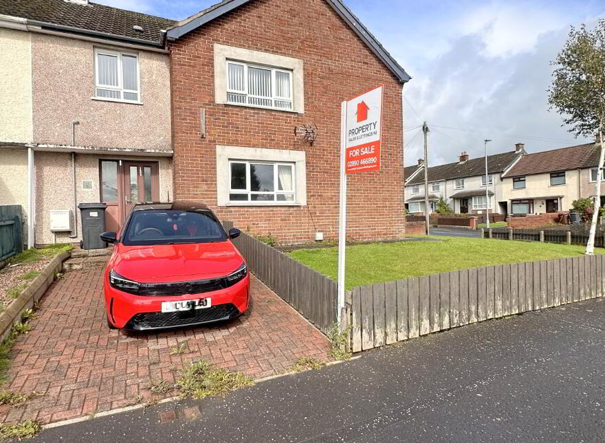 145b Glenkeen Avenue, Greenisland, BT38 8ST photo
