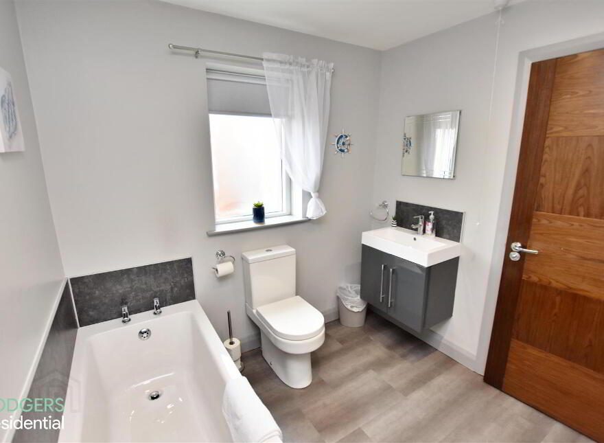 Apartment 2 34 Upper Newtownards Road, Belfast, BT4 3EL