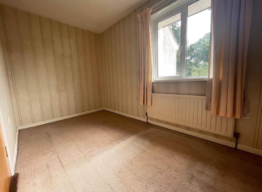 27 Ballynahone Avenue, Armagh, BT60 1EE